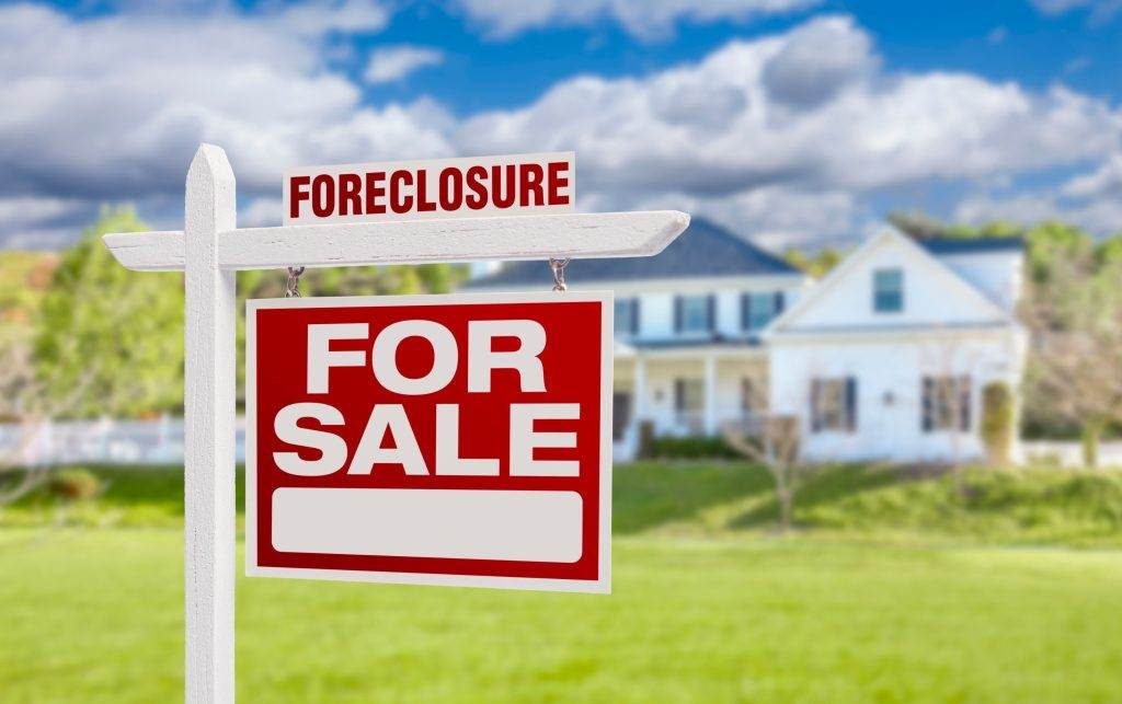 Buying A Foreclosed Home: Advantages And Disadvantages